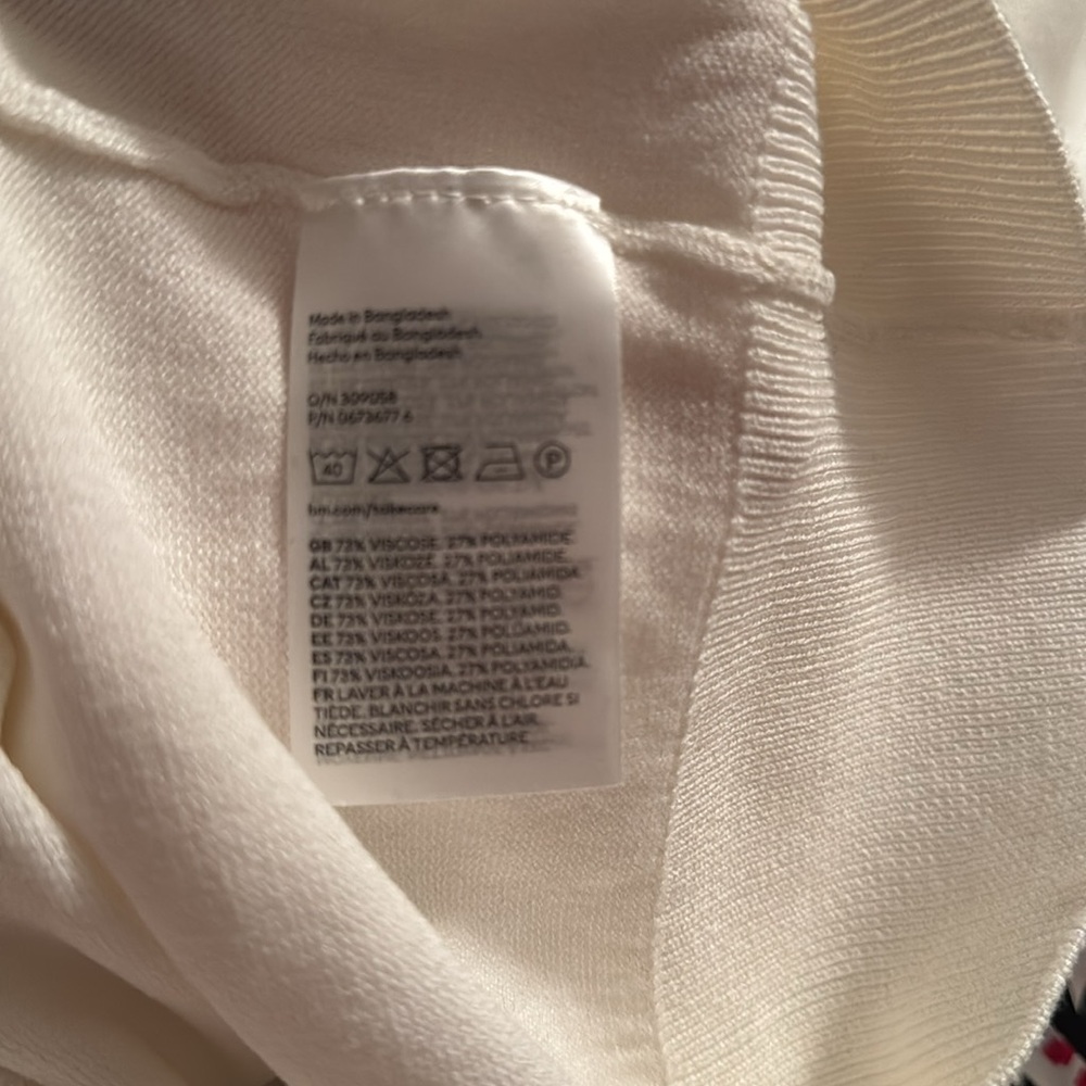 H&M Fine-knit Turtleneck Sweater Size L Color White - Picture 8 of 8